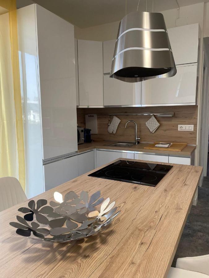 Magic Apartments Бардолино Екстериор снимка