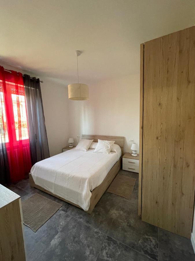 Magic Apartments Бардолино Екстериор снимка