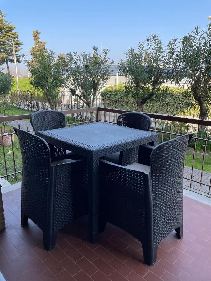 Magic Apartments Бардолино Екстериор снимка