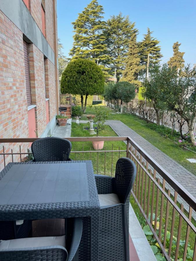 Magic Apartments Бардолино Екстериор снимка
